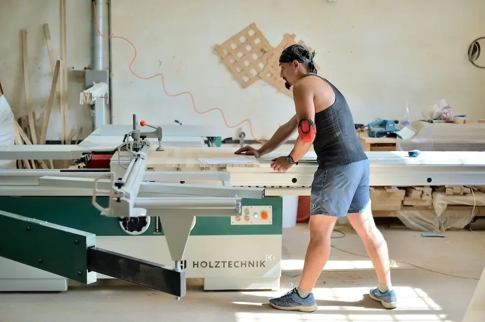 Купить Что надо учитывать при выборе мебельного щита? 10 советов