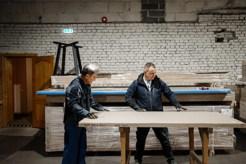 Продажа клееной древесины - Stragendo