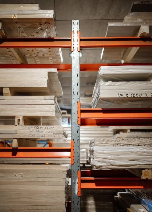 Sales of laminated wood - Stragendo