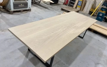 Osta Tammepuidust töötasapind viimistletud valge pigmendiõliga Osmo