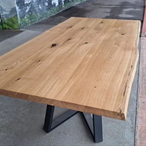 Tabletop Oak 40-900-1850 Rustik Wide lamella Live edge Oiled